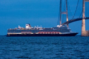 Koningsdam nordgående i Storebælt d. 30. juni 2016. Foto: Nicolaj D. Jepsen