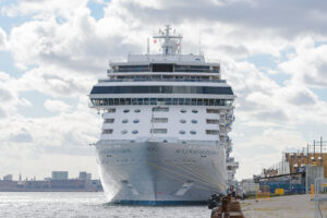 Seven Seas Splendor ved Oceankaj i København d. 13. september 2022. Foto: Nicolaj D. Jepsen