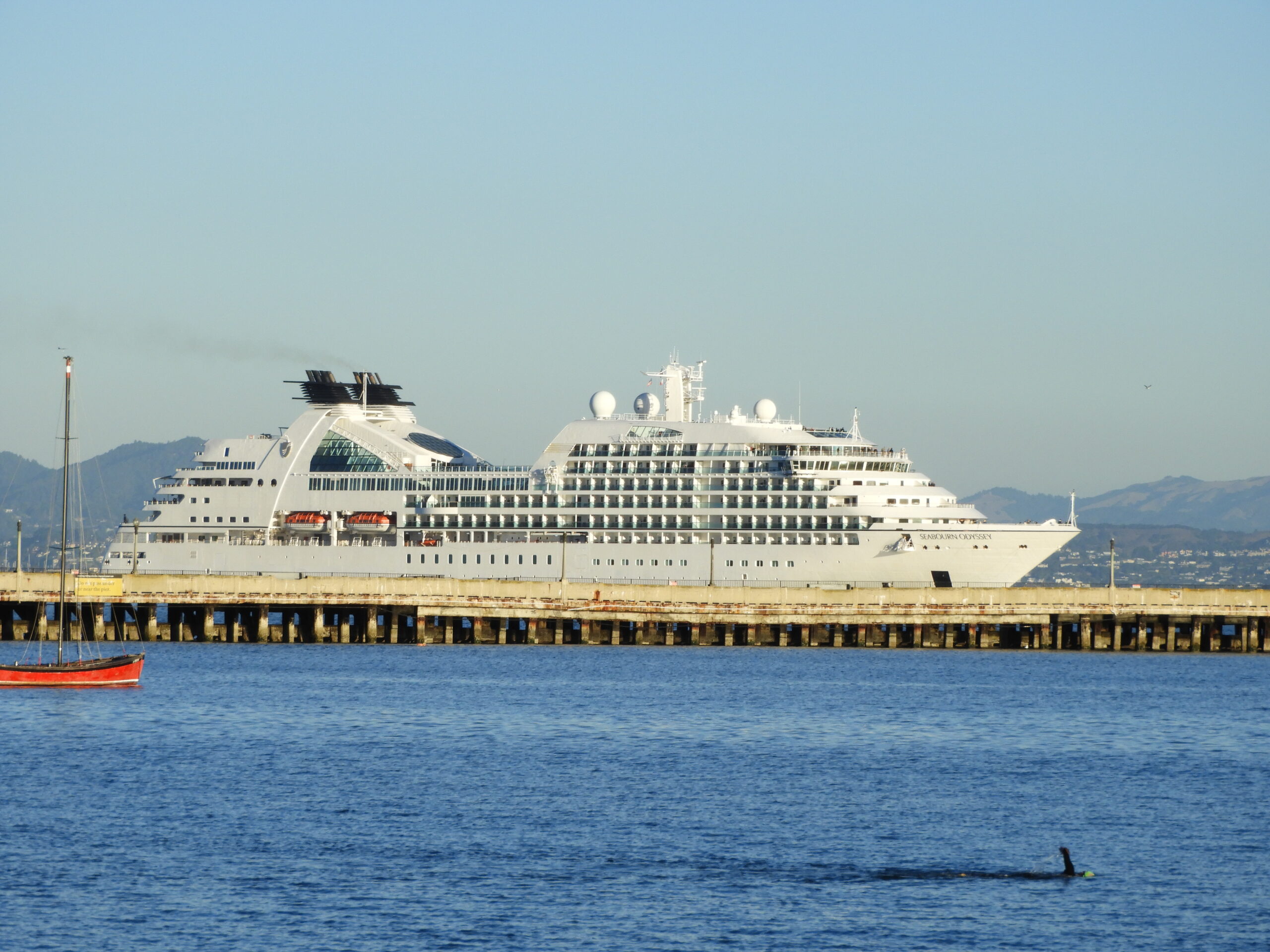 Seabourn Odyssey anløber San Francisco d. 17. november 2023. Foto: Anita Jepsen
